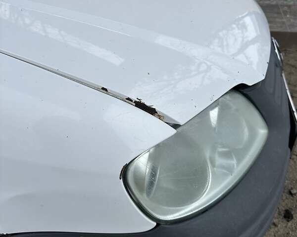 Белый Фольксваген Кадди, объемом двигателя 2 л и пробегом 400 тыс. км за 3600 $, фото 32 на Automoto.ua