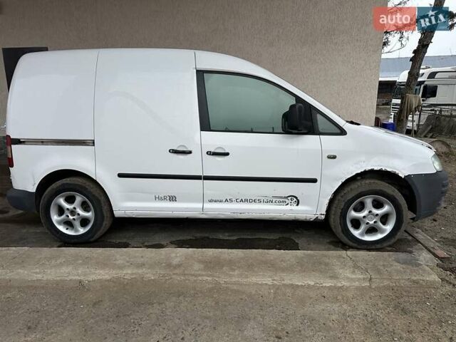 Белый Фольксваген Кадди, объемом двигателя 2 л и пробегом 400 тыс. км за 3600 $, фото 35 на Automoto.ua