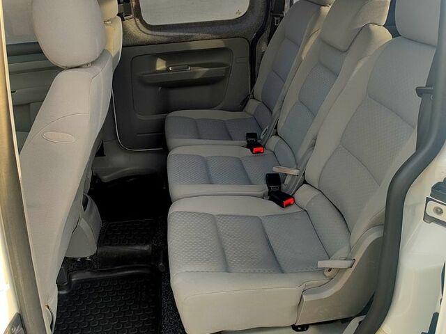 Белый Фольксваген Кадди, объемом двигателя 1.9 л и пробегом 387 тыс. км за 5600 $, фото 10 на Automoto.ua