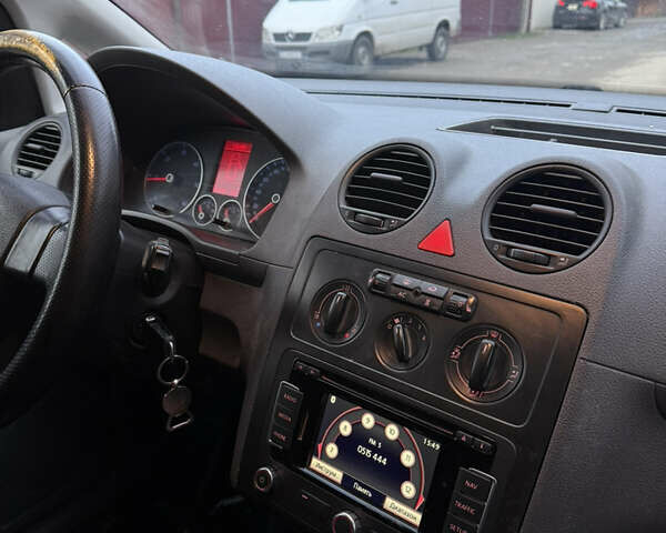 Белый Фольксваген Кадди, объемом двигателя 1.9 л и пробегом 452 тыс. км за 5500 $, фото 10 на Automoto.ua