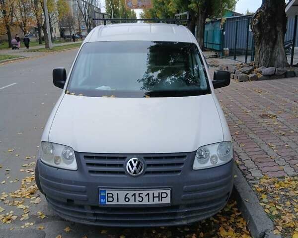Белый Фольксваген Кадди, объемом двигателя 1.4 л и пробегом 240 тыс. км за 5000 $, фото 4 на Automoto.ua