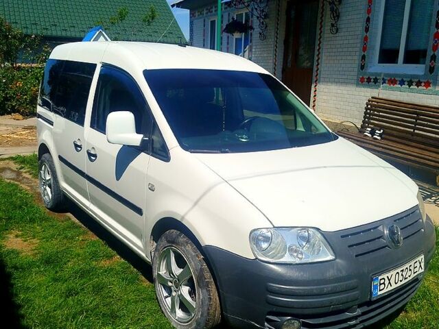 Белый Фольксваген Кадди, объемом двигателя 1.9 л и пробегом 188 тыс. км за 5600 $, фото 1 на Automoto.ua