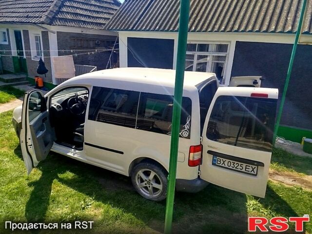 Белый Фольксваген Кадди, объемом двигателя 1.9 л и пробегом 188 тыс. км за 5600 $, фото 5 на Automoto.ua