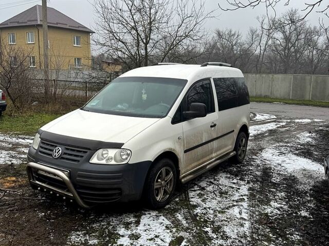 Белый Фольксваген Кадди, объемом двигателя 1.9 л и пробегом 149 тыс. км за 7000 $, фото 2 на Automoto.ua