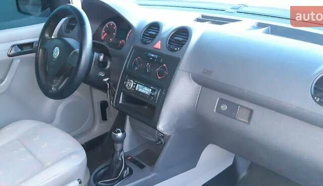 Белый Фольксваген Кадди, объемом двигателя 1.9 л и пробегом 263 тыс. км за 6900 $, фото 15 на Automoto.ua