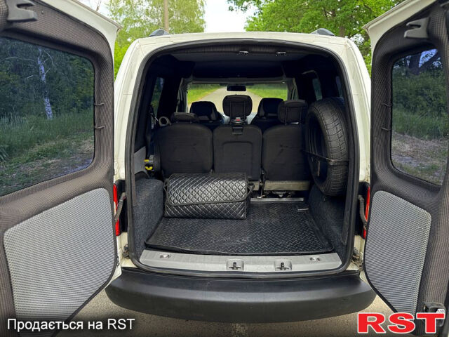 Белый Фольксваген Кадди, объемом двигателя 1.9 л и пробегом 350 тыс. км за 5700 $, фото 12 на Automoto.ua