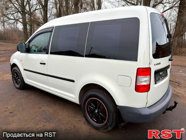 Белый Фольксваген Кадди, объемом двигателя 1.9 л и пробегом 240 тыс. км за 6900 $, фото 6 на Automoto.ua