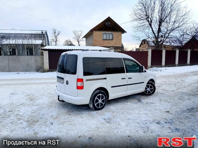 Белый Фольксваген Кадди, объемом двигателя 2 л и пробегом 370 тыс. км за 5500 $, фото 3 на Automoto.ua