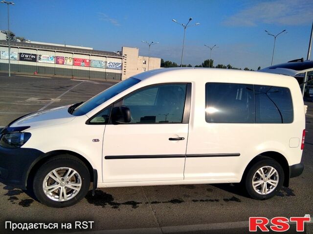 Белый Фольксваген Кадди, объемом двигателя 1.2 л и пробегом 280 тыс. км за 7000 $, фото 3 на Automoto.ua