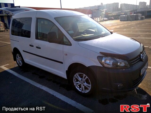 Белый Фольксваген Кадди, объемом двигателя 1.2 л и пробегом 280 тыс. км за 7000 $, фото 4 на Automoto.ua