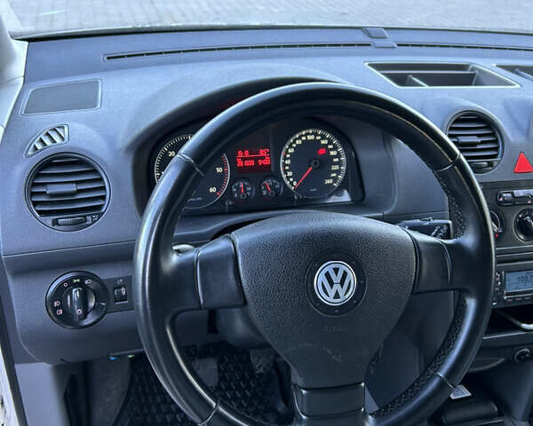 Білий Фольксваген Кадді, об'ємом двигуна 1.9 л та пробігом 285 тис. км за 7500 $, фото 7 на Automoto.ua