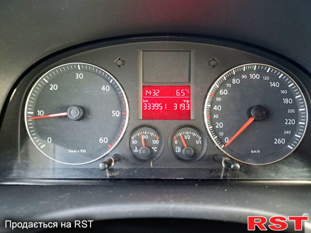 Белый Фольксваген Кадди, объемом двигателя 1.9 л и пробегом 325 тыс. км за 7000 $, фото 1 на Automoto.ua