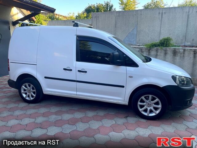 Белый Фольксваген Кадди, объемом двигателя 1.2 л и пробегом 250 тыс. км за 6300 $, фото 1 на Automoto.ua