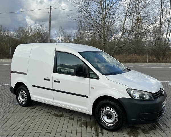 Фольксваген Кадді 2011 у Сумах на Automoto.ua Білий Фольксваген Кадді, об'ємом двигуна 1.6 л та пробігом 238 тис. км за 7999 $, фото 2 на Automoto.ua