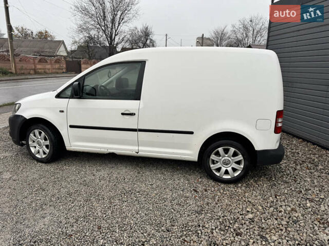 Белый Фольксваген Кадди, объемом двигателя 1.6 л и пробегом 290 тыс. км за 6200 $, фото 5 на Automoto.ua