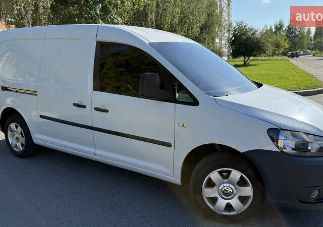 Білий Фольксваген Кадді, об'ємом двигуна 1.6 л та пробігом 273 тис. км за 9700 $, фото 3 на Automoto.ua