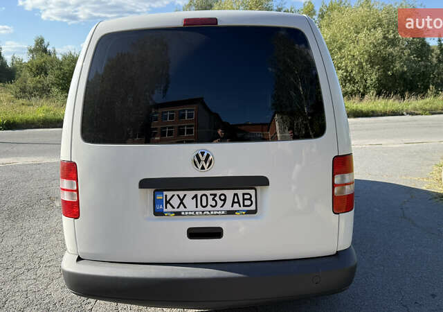 Білий Фольксваген Кадді, об'ємом двигуна 1.6 л та пробігом 273 тис. км за 9700 $, фото 8 на Automoto.ua