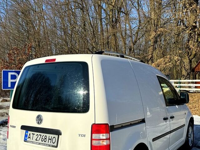 Білий Фольксваген Кадді, об'ємом двигуна 1.6 л та пробігом 405 тис. км за 5200 $, фото 4 на Automoto.ua