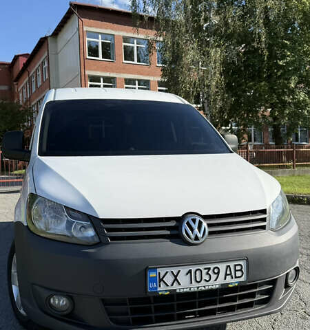 Білий Фольксваген Кадді, об'ємом двигуна 1.6 л та пробігом 273 тис. км за 9700 $, фото 4 на Automoto.ua