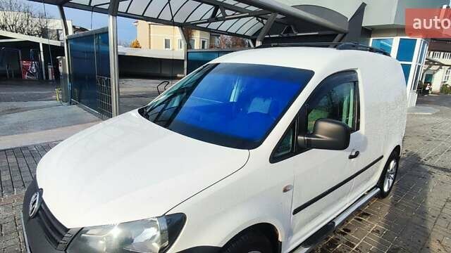 Білий Фольксваген Кадді, об'ємом двигуна 1.6 л та пробігом 318 тис. км за 8300 $, фото 2 на Automoto.ua