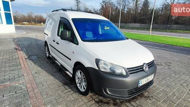 Білий Фольксваген Кадді, об'ємом двигуна 1.6 л та пробігом 318 тис. км за 8300 $, фото 3 на Automoto.ua