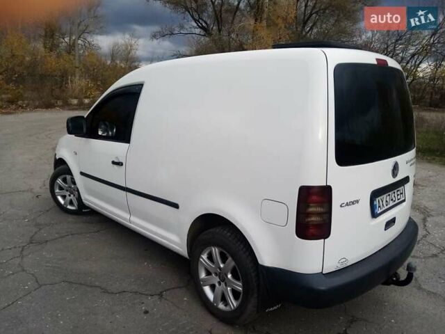 Белый Фольксваген Кадди, объемом двигателя 2 л и пробегом 223 тыс. км за 6200 $, фото 6 на Automoto.ua