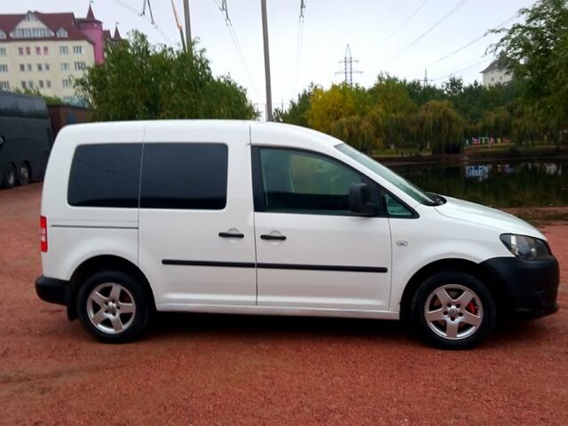 Білий Фольксваген Кадді, об'ємом двигуна 1.2 л та пробігом 280 тис. км за 6000 $, фото 8 на Automoto.ua