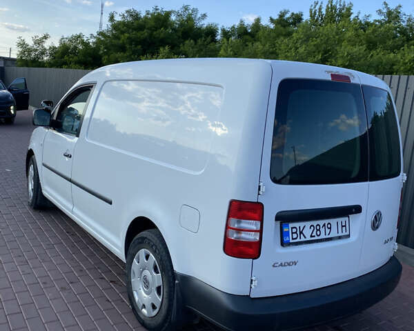 Белый Фольксваген Кадди, объемом двигателя 2 л и пробегом 387 тыс. км за 8300 $, фото 2 на Automoto.ua