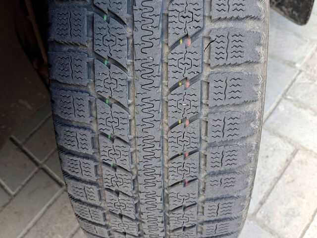 Білий Фольксваген Кадді, об'ємом двигуна 1.6 л та пробігом 370 тис. км за 5999 $, фото 4 на Automoto.ua