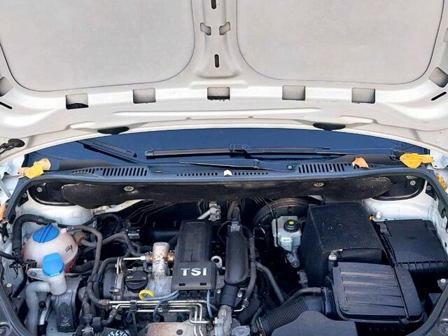 Білий Фольксваген Кадді, об'ємом двигуна 1.2 л та пробігом 214 тис. км за 8999 $, фото 9 на Automoto.ua