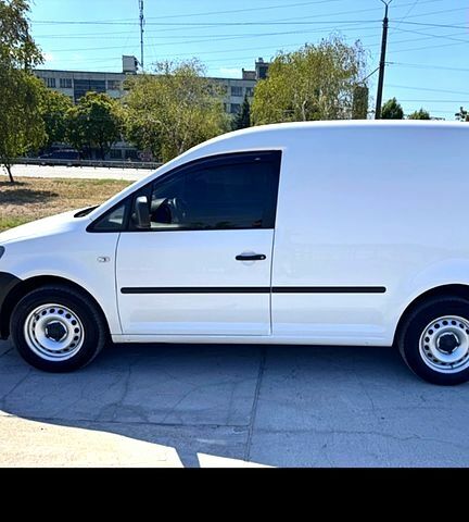 Білий Фольксваген Кадді, об'ємом двигуна 1.6 л та пробігом 287 тис. км за 7200 $, фото 3 на Automoto.ua