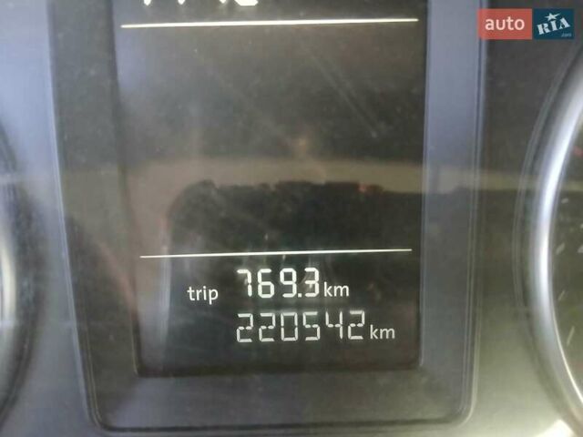 Белый Фольксваген Кадди, объемом двигателя 1.2 л и пробегом 221 тыс. км за 6300 $, фото 9 на Automoto.ua