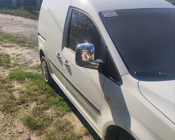 Белый Фольксваген Кадди, объемом двигателя 1.2 л и пробегом 200 тыс. км за 6900 $, фото 7 на Automoto.ua