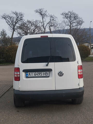 Білий Фольксваген Кадді, об'ємом двигуна 1.6 л та пробігом 398 тис. км за 8300 $, фото 4 на Automoto.ua