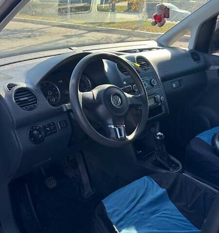 Білий Фольксваген Кадді, об'ємом двигуна 1.2 л та пробігом 260 тис. км за 6400 $, фото 8 на Automoto.ua