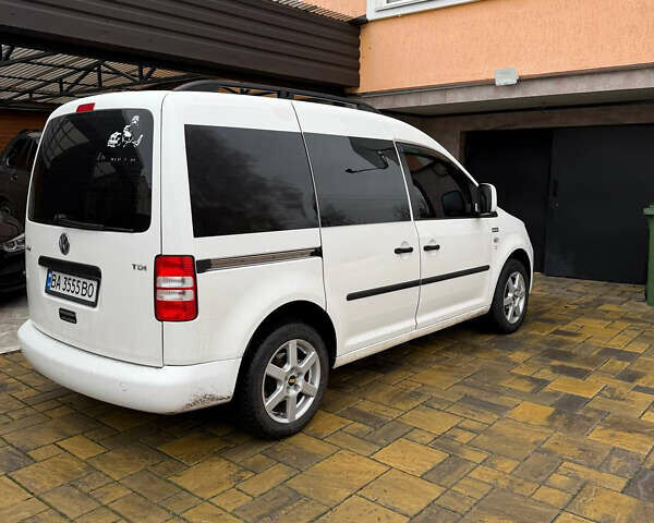 Белый Фольксваген Кадди, объемом двигателя 2 л и пробегом 250 тыс. км за 9500 $, фото 3 на Automoto.ua