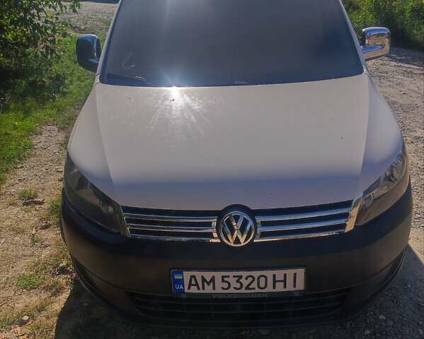 Белый Фольксваген Кадди, объемом двигателя 1.2 л и пробегом 200 тыс. км за 6900 $, фото 14 на Automoto.ua