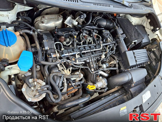 Білий Фольксваген Кадді, об'ємом двигуна 1.6 л та пробігом 370 тис. км за 5999 $, фото 1 на Automoto.ua