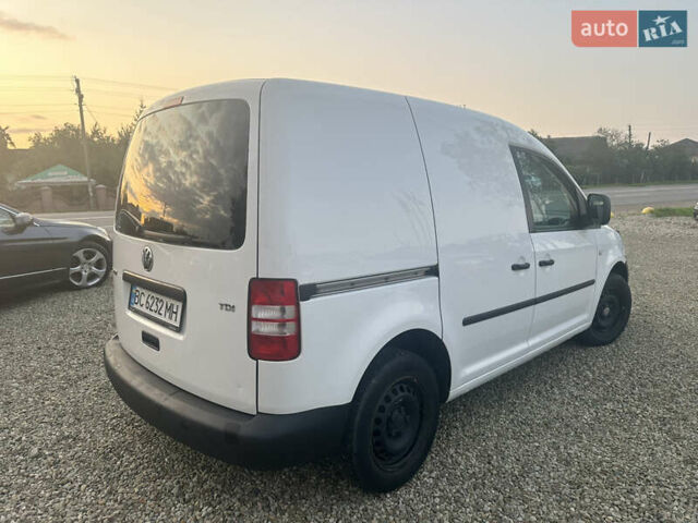 Білий Фольксваген Кадді, об'ємом двигуна 1.6 л та пробігом 206 тис. км за 5950 $, фото 15 на Automoto.ua