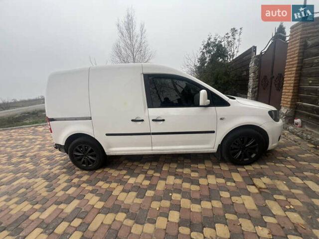 Білий Фольксваген Кадді, об'ємом двигуна 1.6 л та пробігом 280 тис. км за 8200 $, фото 1 на Automoto.ua