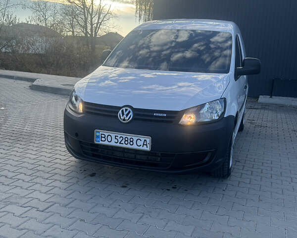 Белый Фольксваген Кадди, объемом двигателя 1.98 л и пробегом 320 тыс. км за 6900 $, фото 4 на Automoto.ua