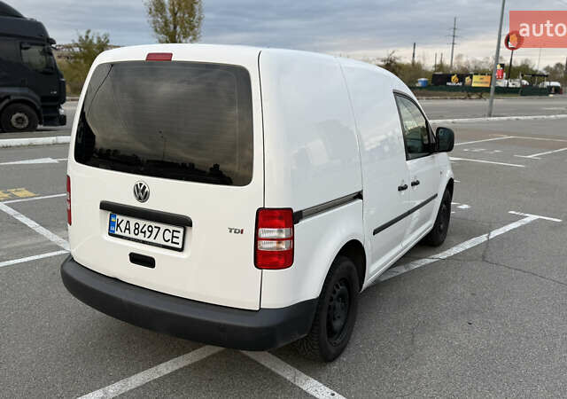 Белый Фольксваген Кадди, объемом двигателя 1.6 л и пробегом 230 тыс. км за 8000 $, фото 5 на Automoto.ua