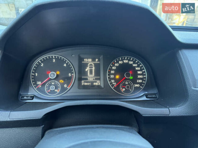 Белый Фольксваген Кадди, объемом двигателя 1.97 л и пробегом 318 тыс. км за 6999 $, фото 7 на Automoto.ua