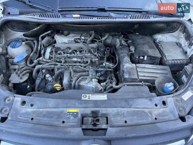 Белый Фольксваген Кадди, объемом двигателя 1.97 л и пробегом 318 тыс. км за 6999 $, фото 6 на Automoto.ua