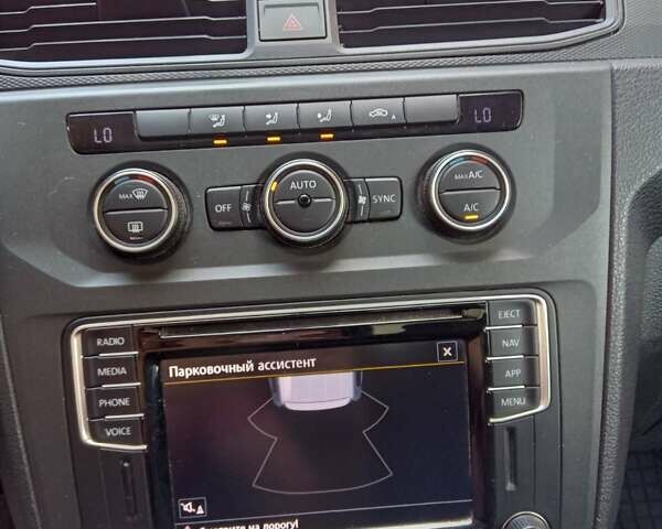 Белый Фольксваген Кадди, объемом двигателя 1.97 л и пробегом 208 тыс. км за 10500 $, фото 1 на Automoto.ua