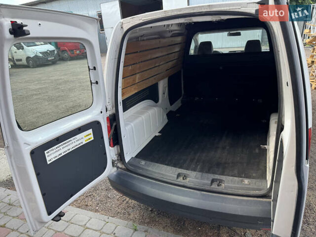 Белый Фольксваген Кадди, объемом двигателя 1.4 л и пробегом 240 тыс. км за 13000 $, фото 5 на Automoto.ua