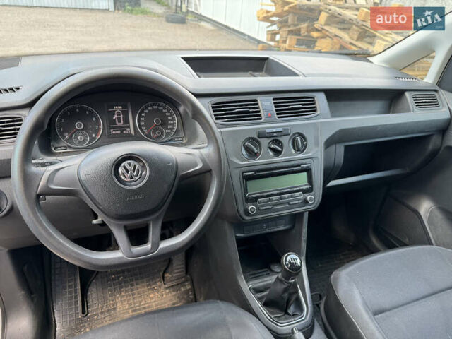 Белый Фольксваген Кадди, объемом двигателя 1.4 л и пробегом 240 тыс. км за 13000 $, фото 9 на Automoto.ua