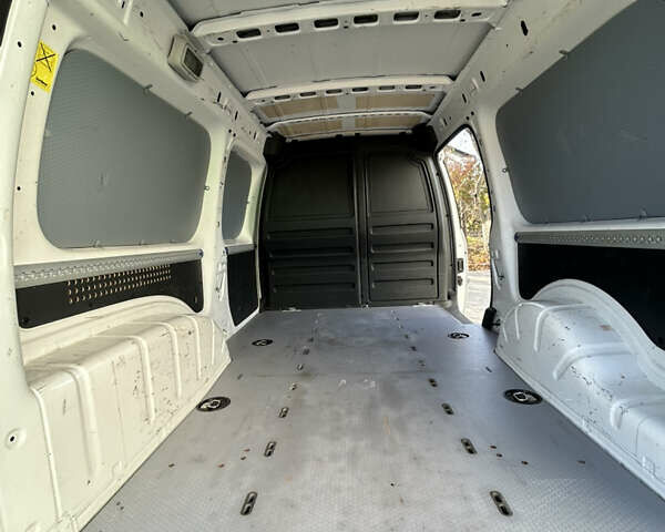 Белый Фольксваген Кадди, объемом двигателя 1.97 л и пробегом 108 тыс. км за 15300 $, фото 25 на Automoto.ua