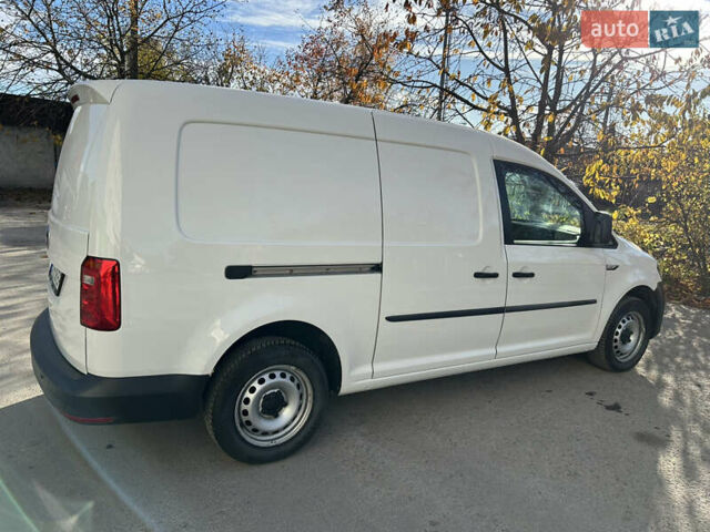 Белый Фольксваген Кадди, объемом двигателя 1.97 л и пробегом 108 тыс. км за 15300 $, фото 2 на Automoto.ua