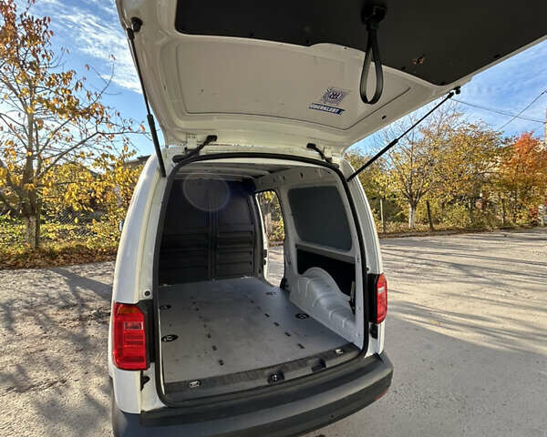 Белый Фольксваген Кадди, объемом двигателя 1.97 л и пробегом 108 тыс. км за 15300 $, фото 27 на Automoto.ua